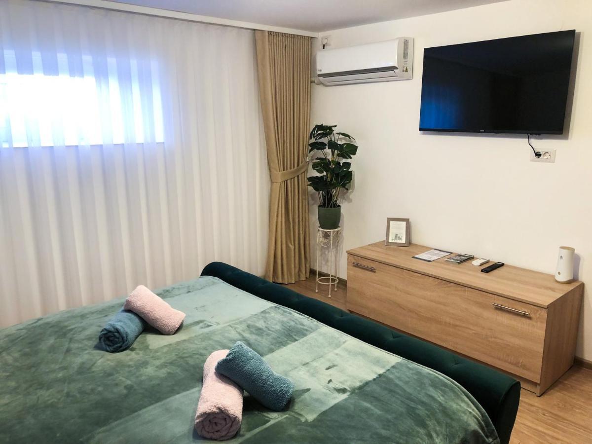 Ultra Central Apartment, Free Parking Oradea - Stray Cats ภายนอก รูปภาพ